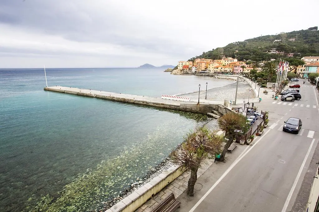 Appartamento Sul Mare Marciana Marina  Apartment